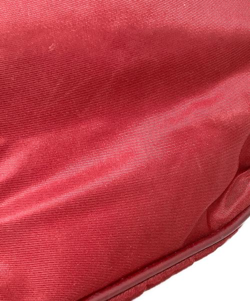 PRADA（プラダ）PRADA (プラダ) ナイロンショルダーバッグ PRADA(プラダ) 　BR1222 レッドの古着・服飾アイテム