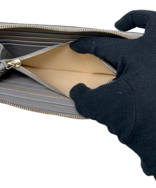 Chloe（クロエ）Chloe (クロエ) 長財布 Chloe(クロエ) 	ALPHABET グレーの古着・服飾アイテム