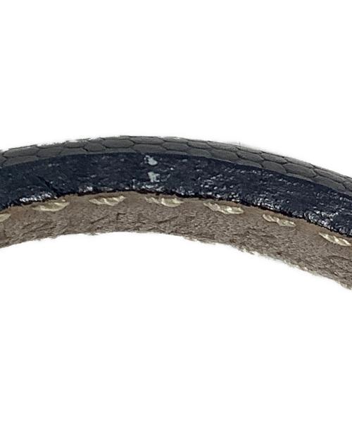 GUCCI（グッチ）GUCCI (グッチ) ターンフェイスリバーシブルウォッチ　GUCCI（グッチ）GQ6600 ブラックの古着・服飾アイテム