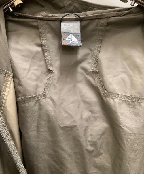 NIKE（ナイキ）NIKE (ナイキ) マウンテンパーカー ブラウン サイズ:Mの古着・服飾アイテム