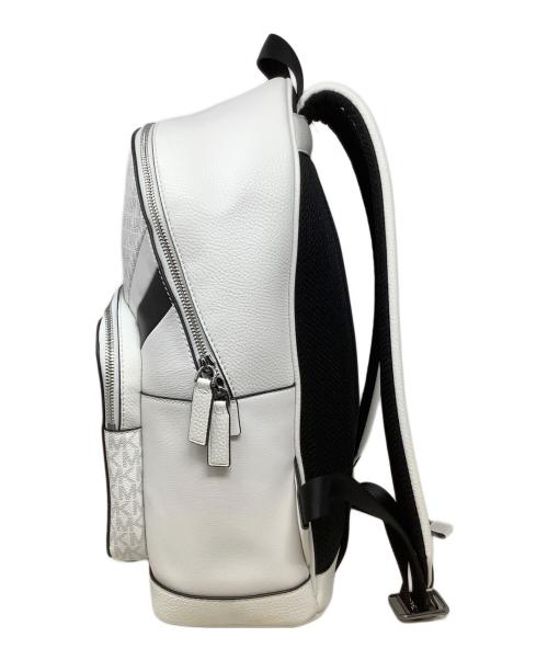 MICHAEL KORS（マイケル・コース）MICHAEL KORS (マイケルコース) デイパック MICHAEL KORS(マイケルコース) 37F3COLB2U COOPER ホワイト×ブラックの古着・服飾アイテム