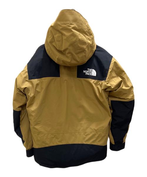 THE NORTH FACE（ザ ノース フェイス）THE NORTH FACE (ザ ノース フェイス) Mountain Down Jacke THE NORTH FACE(ザ ノース フェイス) ND91930 カーキ×ブラック サイズ:Lの古着・服飾アイテム