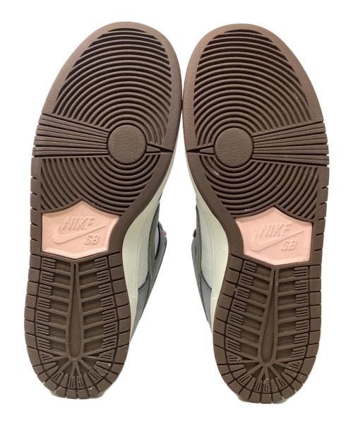 NIKE SB（ナイキエスビー）NIKE SB (ナイキエスビー) DUNK LOW PRO QS　NIKE SB（ナイキエスビー）掘米　雄斗 グレー×ホワイト サイズ:27.5の古着・服飾アイテム