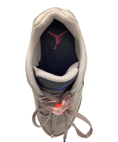 NIKE（ナイキ）NIKE (ナイキ) PSG (パリ・サンジェルマンFC) AIR Jordan 5 RETRO Low　NIKE（ナイキ）DX6325-204 ベージュ サイズ:27の古着・服飾アイテム