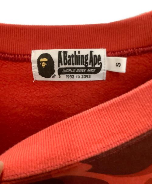 A BATHING APE（ア ベイシング エイプ）A BATHING APE (ア ベイシング エイプ) スウェット　A BATHING APE（ア ベイシング エイプ） レッド サイズ:ｓの古着・服飾アイテム