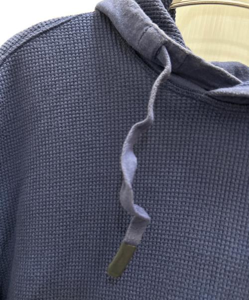 STONE ISLAND（ストーンアイランド）STONE ISLAND (ストーンアイランド) フード付きワッフルパーカー　STONE ISLAND（ストーンアイランド）　611523243 ネイビー サイズ:Lの古着・服飾アイテム