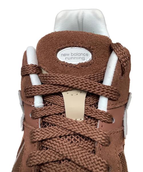 NEW BALANCE（ニューバランス）NEW BALANCE (ニューバランス) スニーカー　NEW BALANCE（ニューバランス）　M2002RFF ブラウン サイズ:26 未使用品の古着・服飾アイテム