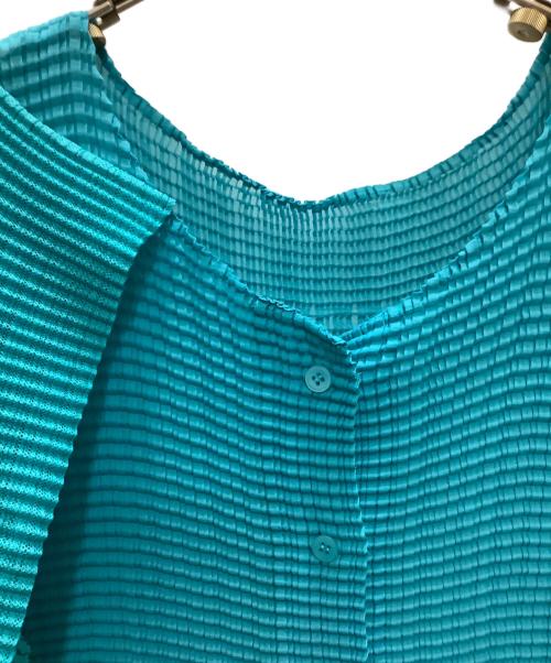 ISSEY MIYAKE（イッセイミヤケ）ISSEY MIYAKE (イッセイミヤケ) カーディガン　ISSEY MIYAKE（イッセイミヤケ） グリーン サイズ:2の古着・服飾アイテム