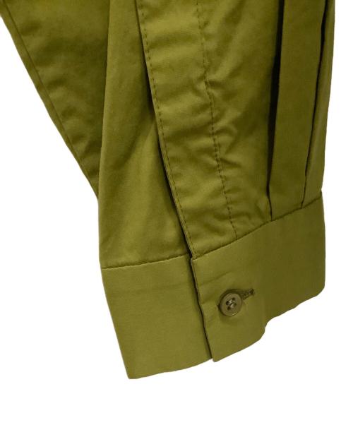 GALERIE VIE（ギャルリーヴィー）GALERIE VIE (ギャルリーヴィー) コットンストレッチブロード ドロップショルダーシャツ　GALERIE VIE（ギャルリーヴィー） グリーン サイズ:36 未使用品の古着・服飾アイテム