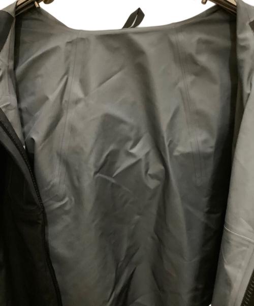 ARC'TERYX（アークテリクス）ARC'TERYX (アークテリクス) ラッシュジャケット ブラック サイズ:Ｌの古着・服飾アイテム