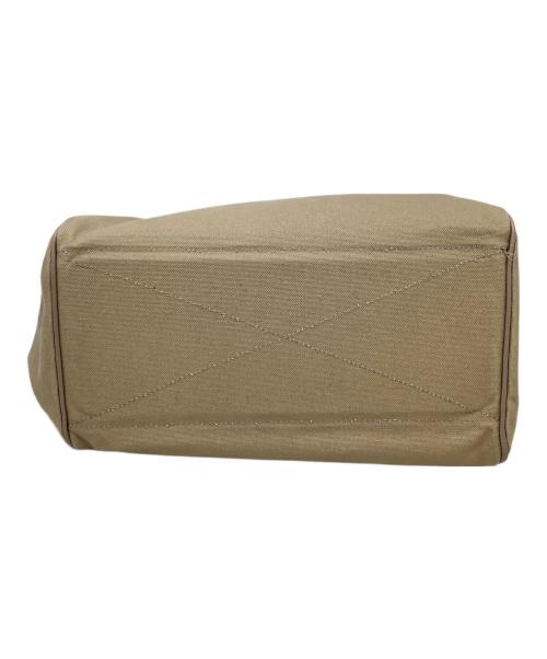 YOUNG & OLSEN The DRYGOODS STORE（ヤングアンドオルセン ザ ドライグッズストア）YOUNG & OLSEN The DRYGOODS STORE ハンドバッグ　YOUNG & OLSEN The DRYGOODS STORE（ヤングアンドオルセン ザ ドライグッズストア） ベージュの古着・服飾アイテム