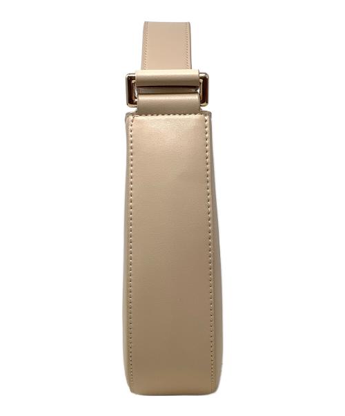 CHARLES & KEITH（チャールズアンドキース）CHARLES & KEITH (チャールズ＆キース) アシンメトリックショルダーバッグ　CHARLES & KEITH（チャールズ＆キース） ピンクの古着・服飾アイテム