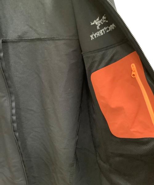 ARC'TERYX（アークテリクス）ARC'TERYX (アークテリクス) マウンテンパーカー　GAMMA LT HOODY　ARC'TERYX（アークテリクス）　17307-132532-09/21 ブラック サイズ:Lの古着・服飾アイテム