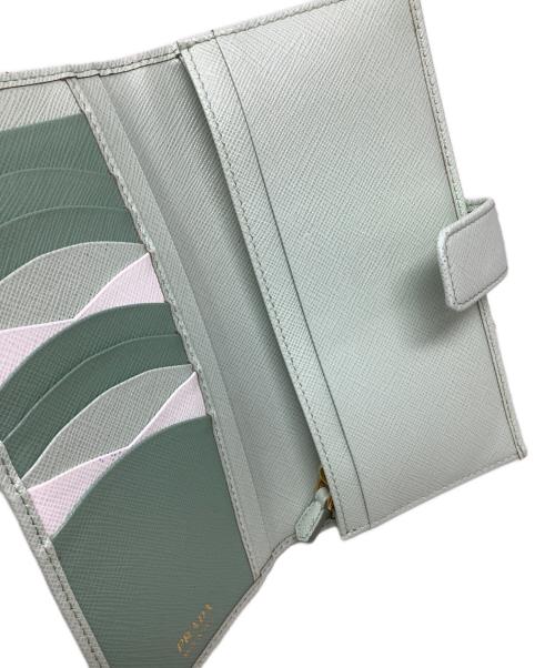 PRADA（プラダ）PRADA (プラダ) 長財布　PRADA（プラダ）　サフィアーノ　1MV025 ライトグリーンの古着・服飾アイテム