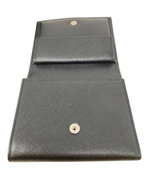 PRADA（プラダ）PRADA (プラダ) 3つ折り財布　PRADA(プラダ)　M176A ブラックの古着・服飾アイテム