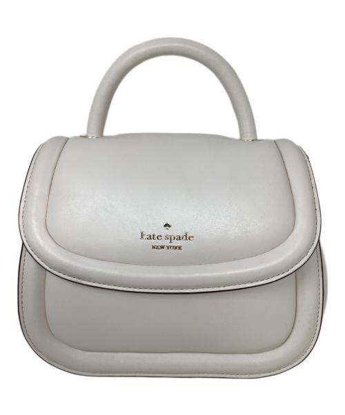 Kate Spade（ケイトスペード）Kate Spade (ケイトスペード) クロスボディ　Kate Spade（ケイトスペード）　パフィートップハンドル ホワイトの古着・服飾アイテム