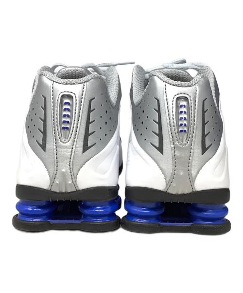 NIKE（ナイキ）NIKE (ナイキ) スニーカー　NIKE（ナイキ）　HQ1988-100 ホワイト サイズ:27.5の古着・服飾アイテム