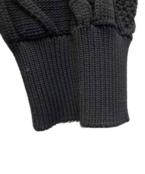 FRED PERRY（フレッドペリー）FRED PERRY (フレッドペリー) 厚手ニット　FRED PERRY（フレッドペリー）　FZ3253 ブラック サイズ:Ｌの古着・服飾アイテム