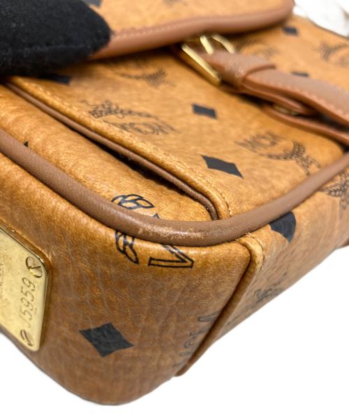 MCM（エムシーエム）MCM (エムシーエム) ショルダーバッグ ブラウンの古着・服飾アイテム