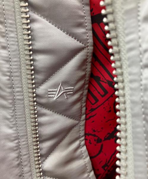 ALPHA INDUSTRIES（アルファインダストリーズ）ALPHA INDUSTRIES (アルファインダストリーズ) MA-1ジャケット　ALPHA INDUSTRIES（アルファインダストリーズ）　TA0424-070 グレー サイズ:Lの古着・服飾アイテム