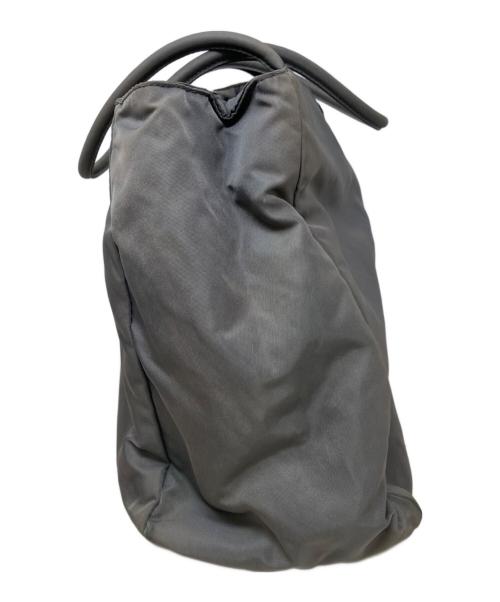 PRADA（プラダ）PRADA (プラダ) トートバッグ  PRADA（プラダ） グレーの古着・服飾アイテム