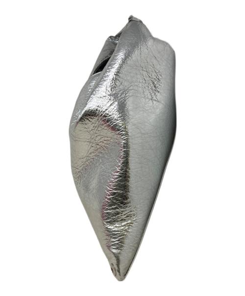 MM6 Maison Margiela（エムエムシックスメゾンマルジェラ）MM6 Maison Margiela (エムエムシックスメゾンマルジェラ) ハンドバッグ　MM6 Maison Margiela（エムエムシックスメゾンマルジェラ）　P5548 シルバーの古着・服飾アイテム