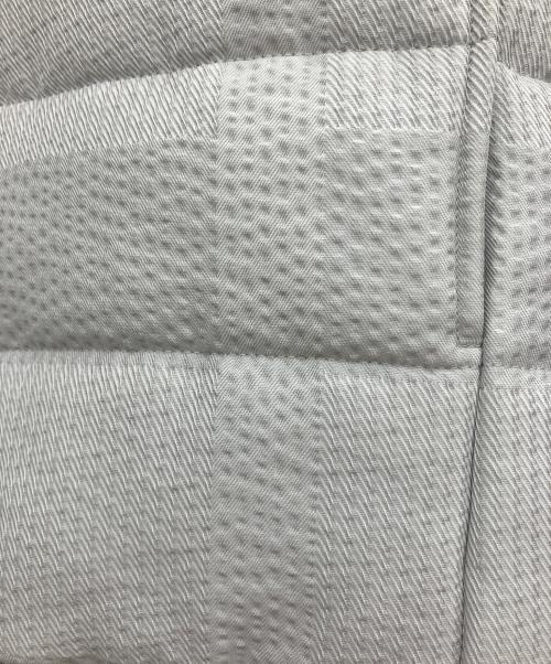 BLACK LABEL CRESTBRIDGE（ブラックレーベル クレストブリッジ）BLACK LABEL CRESTBRIDGE (ブラックレーベル クレストブリッジ) 中綿ジャケット　BLACK LABEL CRESTBRIDGE（ブラックレーベル クレストブリッジ）　51N08-208-04 グレー サイズ:Mの古着・服飾アイテム