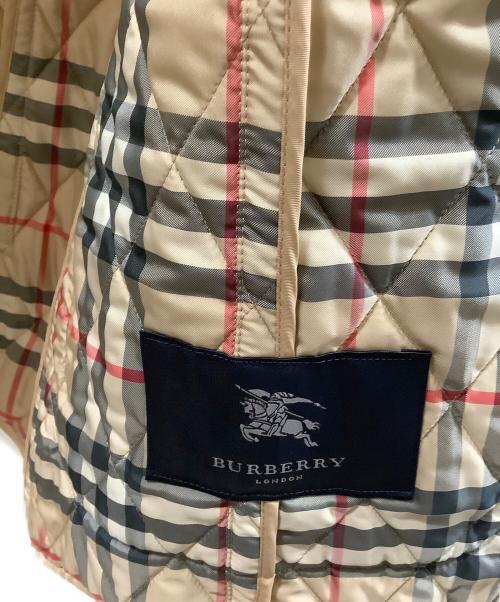 BURBERRY LONDON（バーバリーロンドン）BURBERRY LONDON (バーバリーロンドン) キルティングコート　BURBERRY LONDON（バーバリーロンドン） ベージュ サイズ:13の古着・服飾アイテム