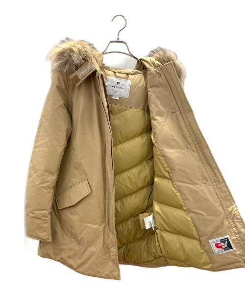 WOOLRICH（ウールリッチ）WOOLRICH (ウールリッチ) ダウンジャケット　WOOLRICH（ウールリッチ）　WWCPS2762　アークティックパーカー カーキ サイズ:Mの古着・服飾アイテム