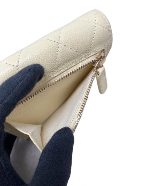 CHANEL（シャネル）CHANEL (シャネル) 3つ折り財布　CHANEL（シャネル）　AP0231　マトラッセ ベージュの古着・服飾アイテム