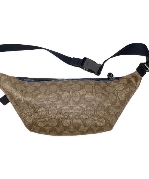 COACH（コーチ）COACH (コーチ) DISNEY (ディズニー) ボディバッグ COACH×Disney エンボスシグネチャー 3328 レッド×ベージュの古着・服飾アイテム