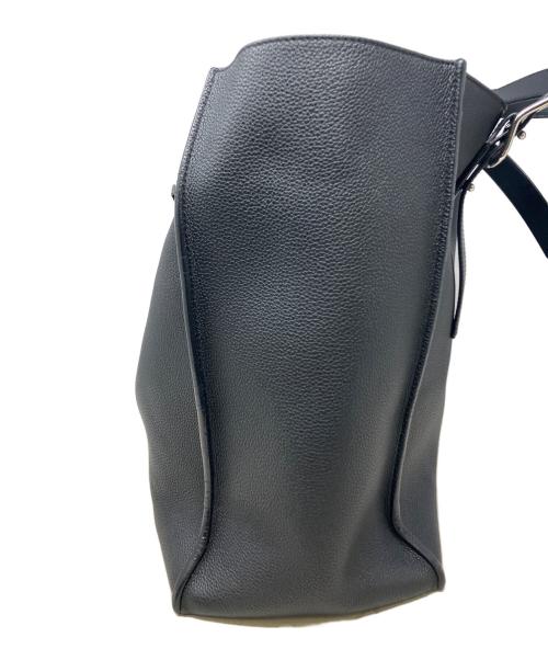LOEWE（ロエベ）LOEWE (ロエベ) トートバッグ LOEWE(ロエベ)　バックルトートアナグラム　335.28 ブラックの古着・服飾アイテム