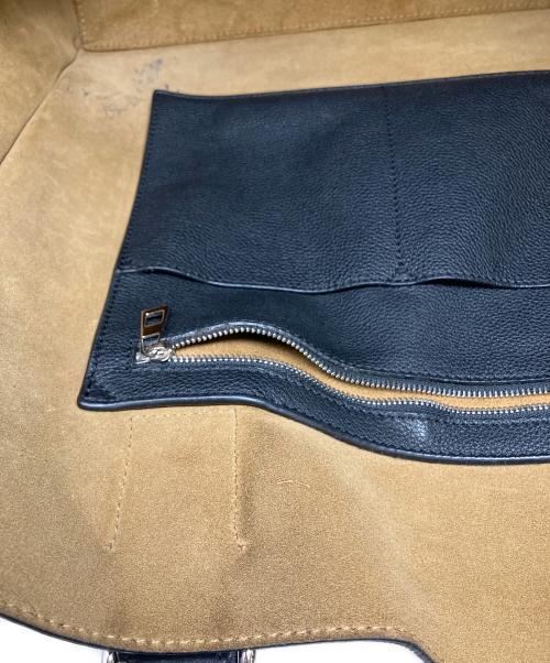 LOEWE（ロエベ）LOEWE (ロエベ) トートバッグ LOEWE(ロエベ)　バックルトートアナグラム　335.28 ブラックの古着・服飾アイテム