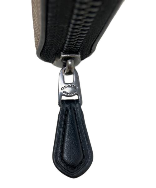 COACH（コーチ）COACH (コーチ) Disney (ディズニー) 2つ折り財布　COACH（コーチ）　Disney（ディズニー）　91658　とんすけ ベージュの古着・服飾アイテム