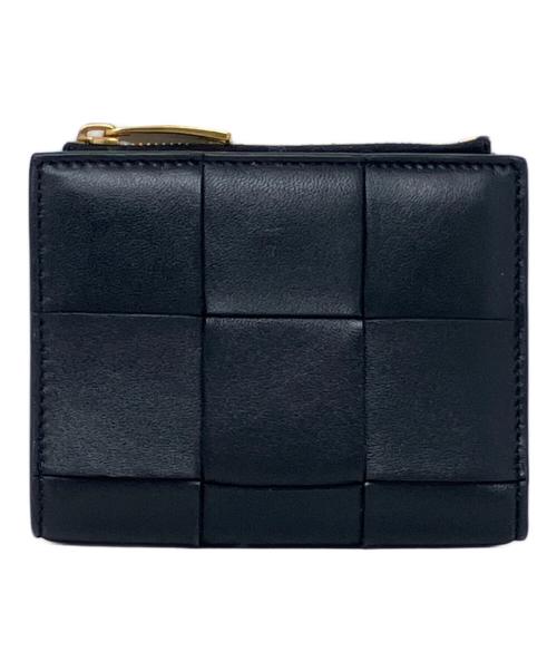 BOTTEGA VENETA（ボッテガベネタ）BOTTEGA VENETA (ボッテガベネタ) カセット スモール 二つ折りウォレット ブラックの古着・服飾アイテム