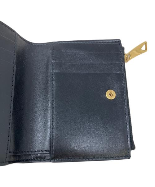 BOTTEGA VENETA（ボッテガベネタ）BOTTEGA VENETA (ボッテガベネタ) カセット スモール 二つ折りウォレット ブラックの古着・服飾アイテム