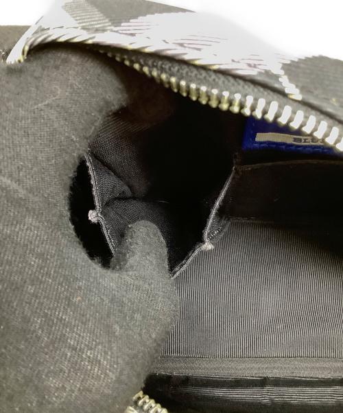 BURBERRY BLUE LABEL（バーバリー ブルー レーベル）BURBERRY BLUE LABEL (バーバリー ブルー レーベル) BURBERRY BLUE LABEL　チェック柄ショルダーバッグ ブラック×アイボリーの古着・服飾アイテム