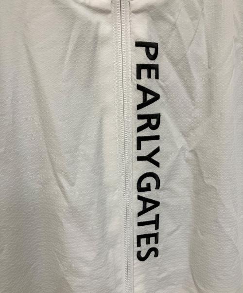PEARLY GATES（パーリーゲイツ）PEARLY GATES (パーリーゲイツ) 蓄熱保温 ハイネックブルゾン ホワイト サイズ:3 未使用品の古着・服飾アイテム