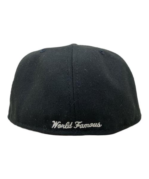 SUPREME（シュプリーム）SUPREME (シュプリーム) New Era (ニューエラ) キャップ　Supreme（シュプリーム）　New Era（ニューエラ）　ピンクリボン ブラック サイズ:7 1/2の古着・服飾アイテム