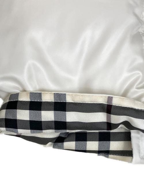 BURBERRY BLACK LABEL（バーバリーブラックレーベル）BURBERRY BLACK LABEL (バーバリーブラックレーベル) ダウンジャケット ホワイト サイズ:SIZE Mの古着・服飾アイテム