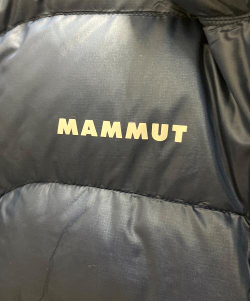 MAMMUT（マムート）MAMMUT (マムート) Gravity Insulation Hooded Jacket AF Men（グラビティ インサレーション フーデッド ジャケット アジアンフィット メンズ） ネイビー サイズ:SIZE Mの古着・服飾アイテム