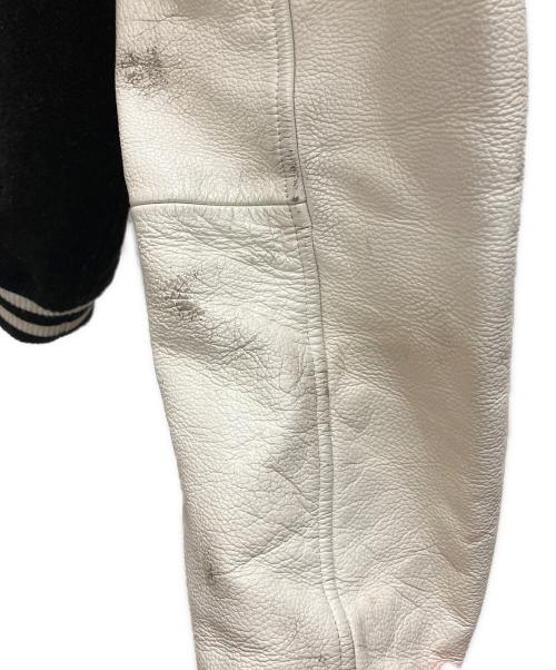 X-LARGE（エクストララージ）X-LARGE (エクストララージ) スタジャン ブラック×ホワイト サイズ:SIZE Mの古着・服飾アイテム