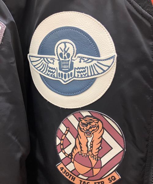 AVIREX（アヴィレックス）AVIREX (アヴィレックス) MA-1フライトジャケット コマーシャルモデル TOP GUN ブラック サイズ:EXTRA LARGEの古着・服飾アイテム