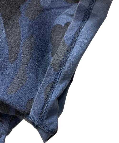 A BATHING APE（ア ベイシング エイプ）A BATHING APE (ア ベイシング エイプ) COLOR CAMO SHARK TE ネイビー サイズ:SIZE 2XLの古着・服飾アイテム