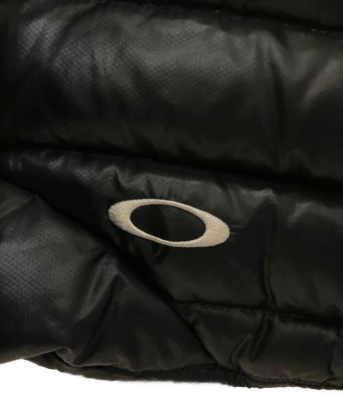 OAKLEY（オークリー）OAKLEY (オークリー) グレイスフルダウンジャケット スカル刺繍 ブラック サイズ:SIZE Lの古着・服飾アイテム