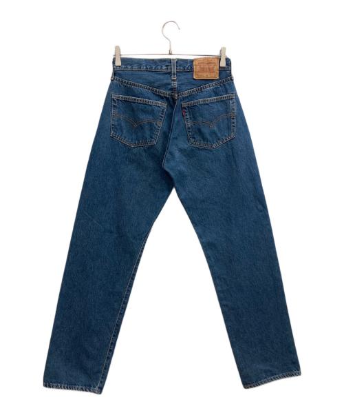 LEVI'S（リーバイス）LEVI'S (リーバイス) 90sデニムパンツ　LEVI'S（リーバイス）　501　95年製 インディゴ サイズ:78.5cm（W31）の古着・服飾アイテム