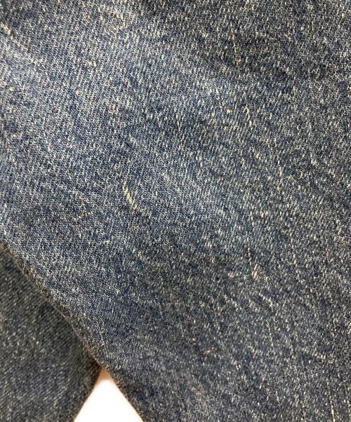 LEVI'S（リーバイス）LEVI'S (リーバイス) 90sデニムパンツ　LEVI'S（リーバイス）　501　95年製 インディゴ サイズ:78.5cm（W31）の古着・服飾アイテム