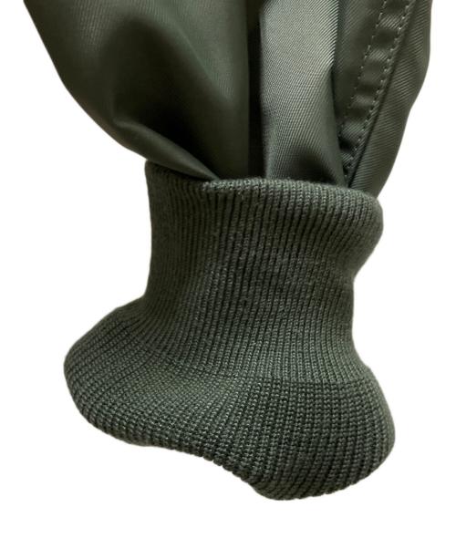 ALPHA INDUSTRIES（アルファインダストリーズ）ALPHA INDUSTRIES (アルファインダストリーズ) フライトジャケット グリーン サイズ:SIZE Lの古着・服飾アイテム