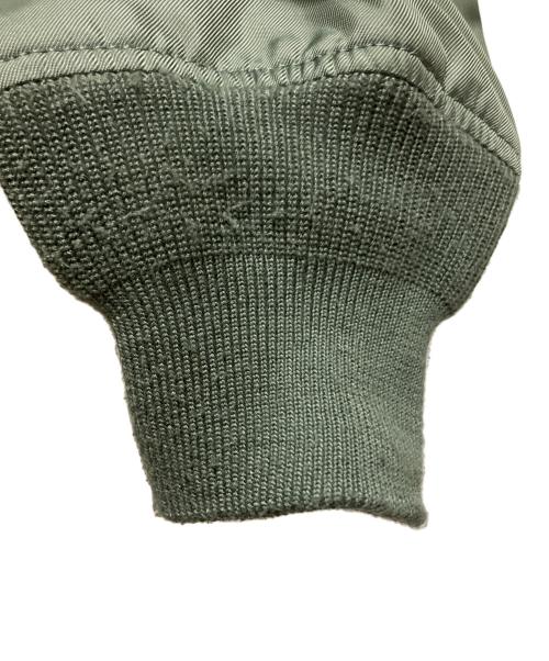 ALPHA INDUSTRIES（アルファインダストリーズ）ALPHA INDUSTRIES (アルファインダストリーズ) フライトジャケット グリーン サイズ:SIZE Lの古着・服飾アイテム