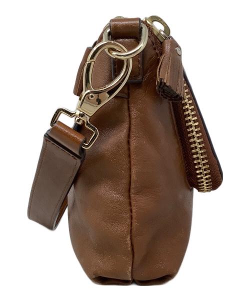 ANYA HINDMARCH（アニヤ・ハインドマーチ）ANYA HINDMARCH (アニヤ・ハインドマーチ) 2WAYバッグ　ANYA HINDMARCH（アニヤ・ハインドマーチ）　Maxi Zip Cross Body ブラウンの古着・服飾アイテム